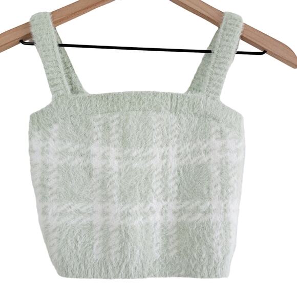 Kendall & Kylie Cropped Fuzzy Sweater Top - Picture 5 of 11